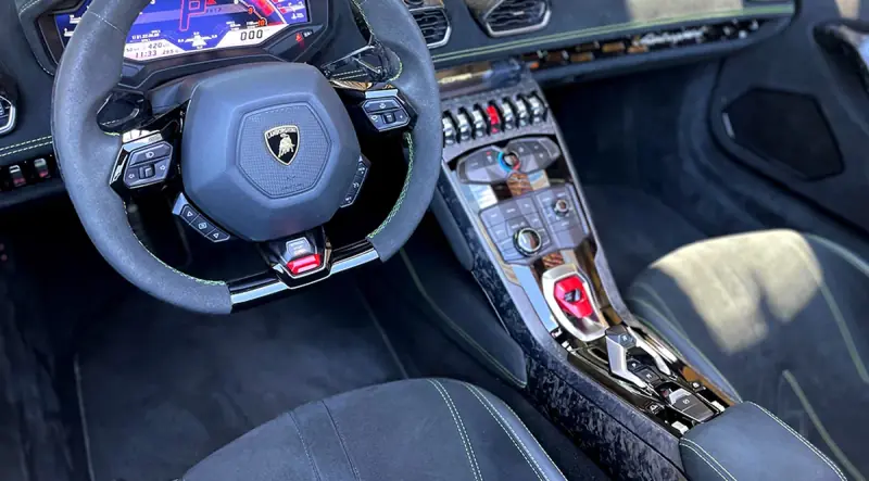 Lamborghini Huracan Performante Spyder – immagine 4
