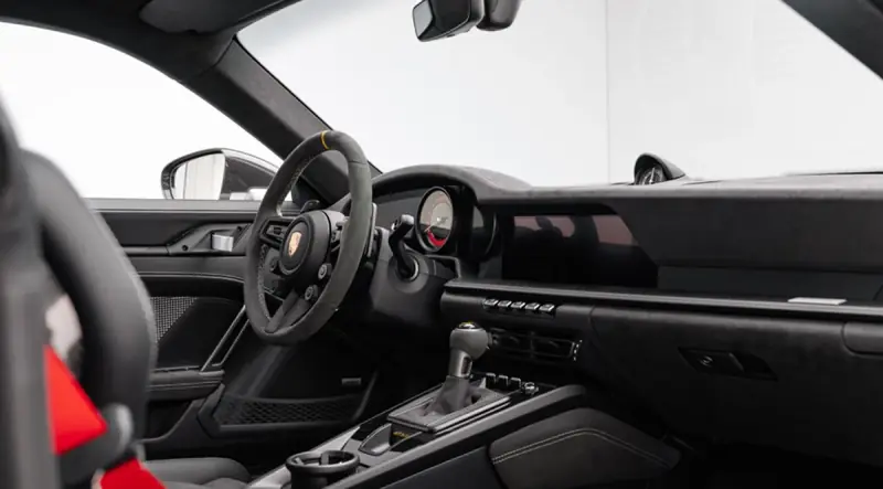 Porsche GT3 RS 992 – immagine 4