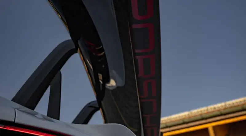 Porsche GT3 RS 992 – immagine 8